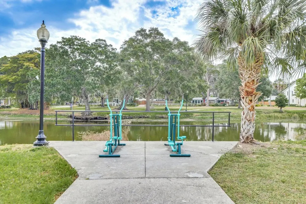 Sarasota Duplex in Gillespie Park: 1 Mi to Dtwn!