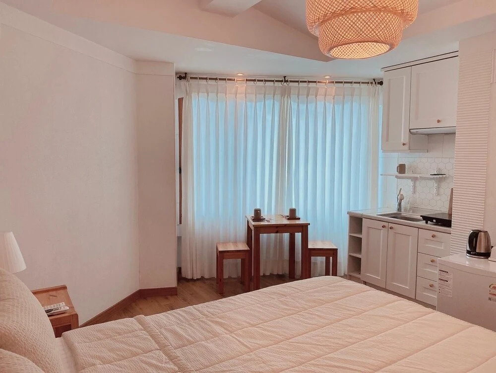 Jeju Kimjipsa Pension