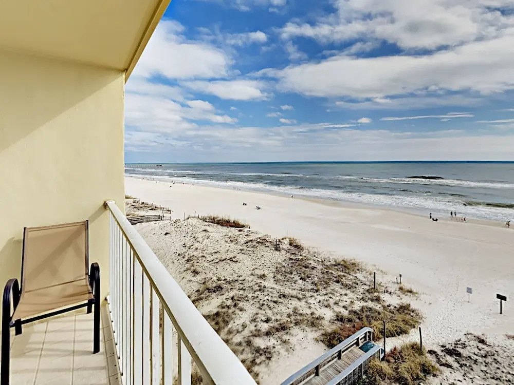 421 East Beach Blvd 656 Condo 2 Bedrooms 2 Bathrooms Condo
