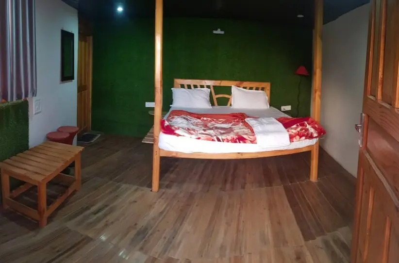 Elwood Resort Pangot