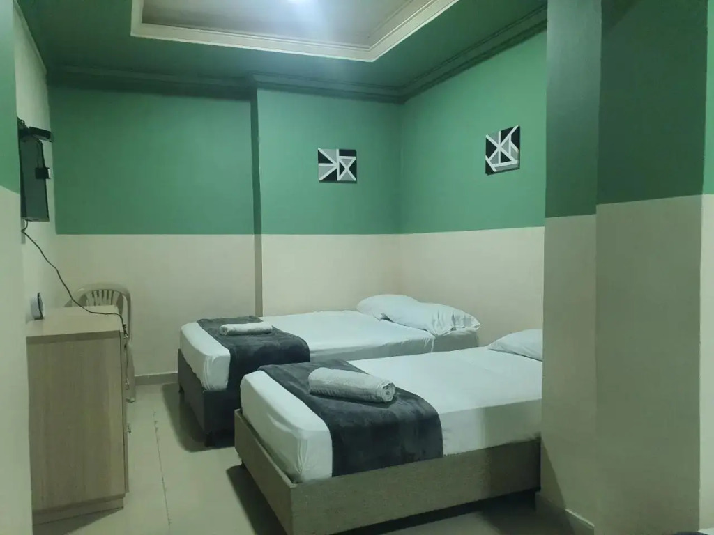Hotel Imperio Inn 74