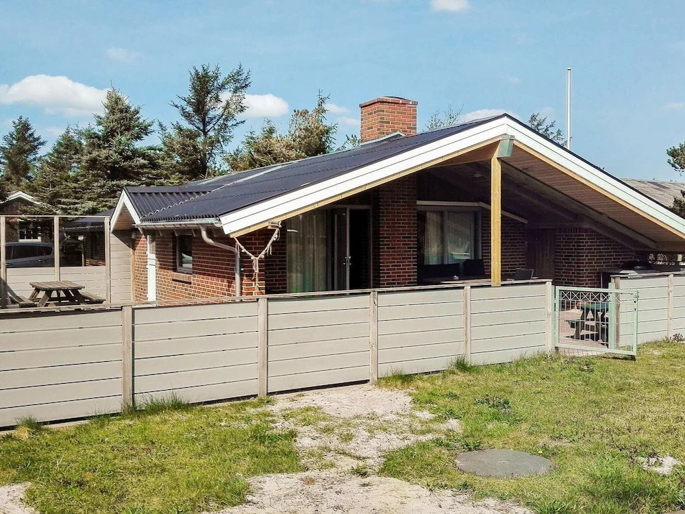 Vintage Holiday Home in Henne With Sauna