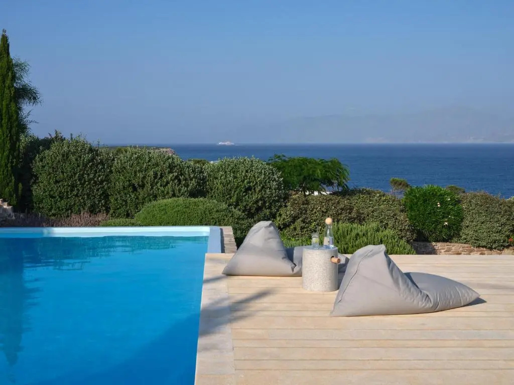 VILLA EKAVI FILIZI - Seaside Residence just outside of Naousa