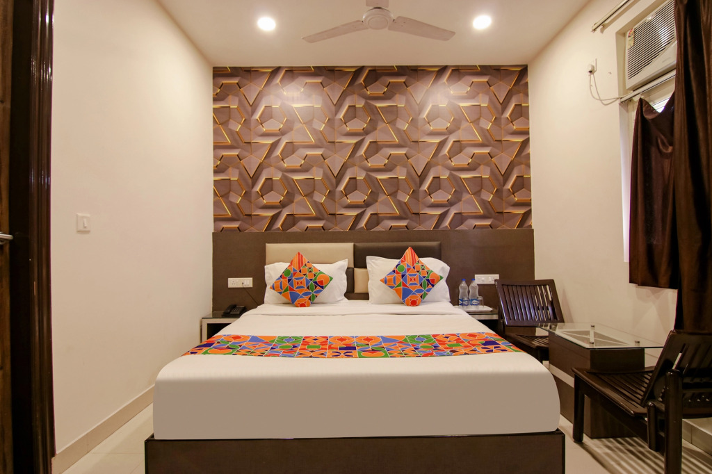 FabHotel Rosewood Inn