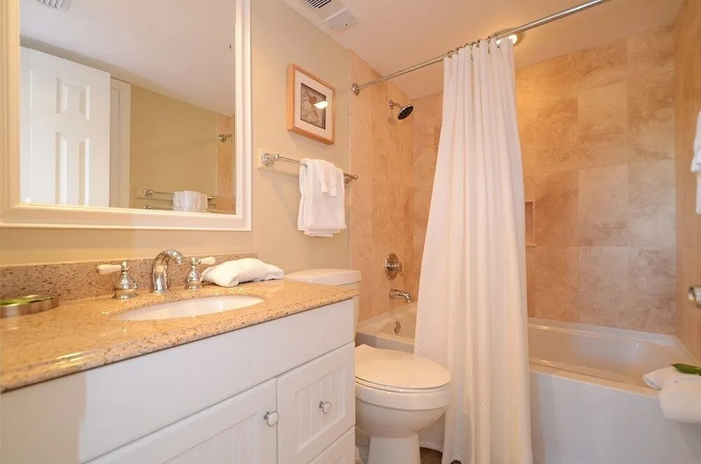 One Seagrove Place Unit 908 2 Bedroom Condo by Redawning
