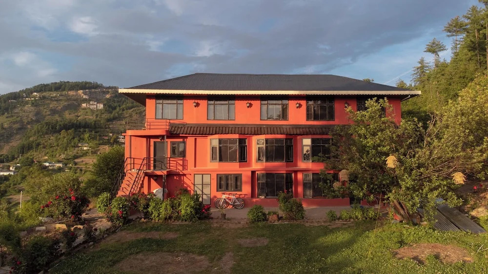 MINIMALIST An Eco Farmstay