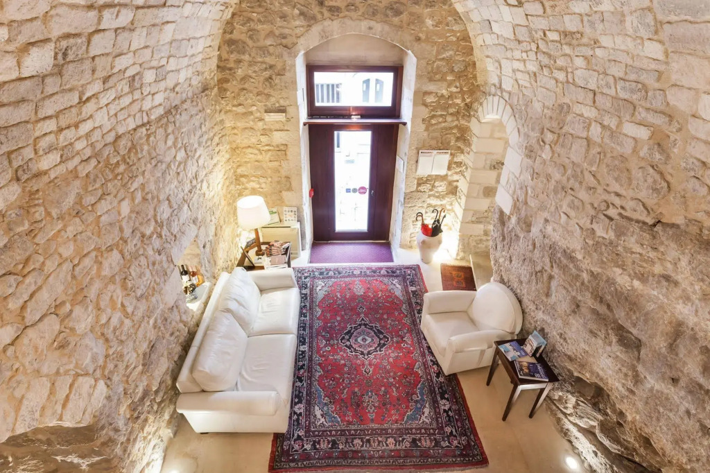 Locanda Don Serafino Historical Boutique Hotel