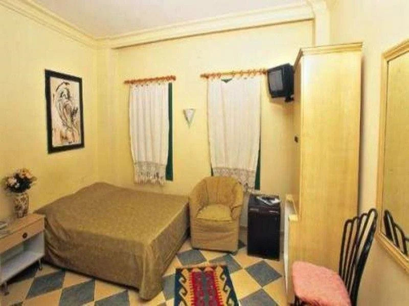 Kaleici Pera Palace Hotel