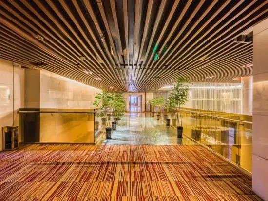 Legend International Hotel