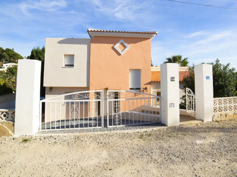 Villa Baladrar by Abahana Villas