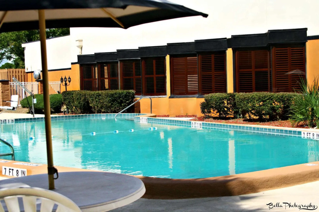 Rodeway Inn Orange Park - Jacksonville near Naval Air Station