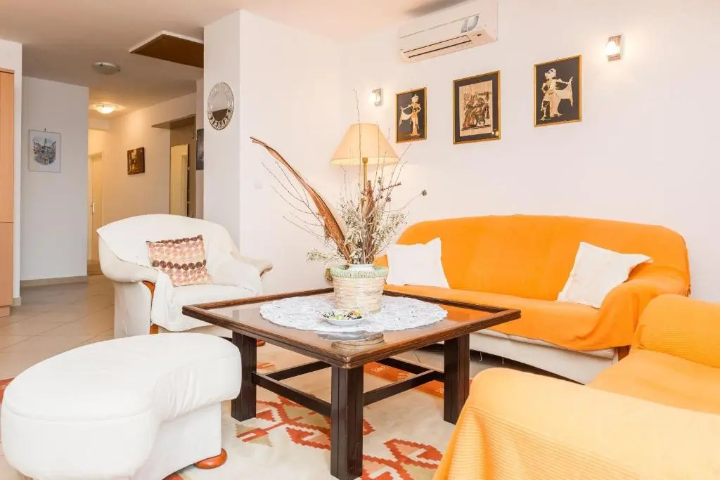 Apartment Mia