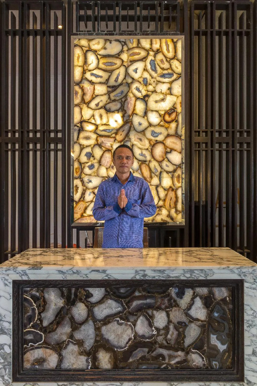 The Rich Prada Bali