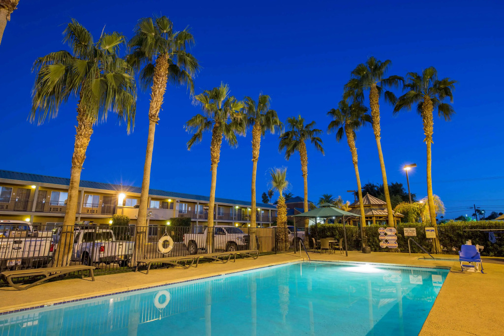 Brawley Inn