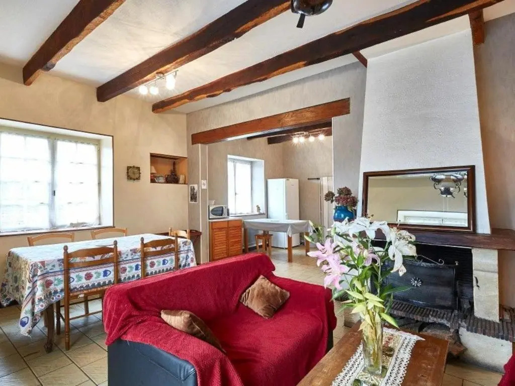 Charmante Maison Familiale à la Campagne, Proche Forêt, avec Wifi, Ping-Pong et Panier de Basket - FR-1-306-1152