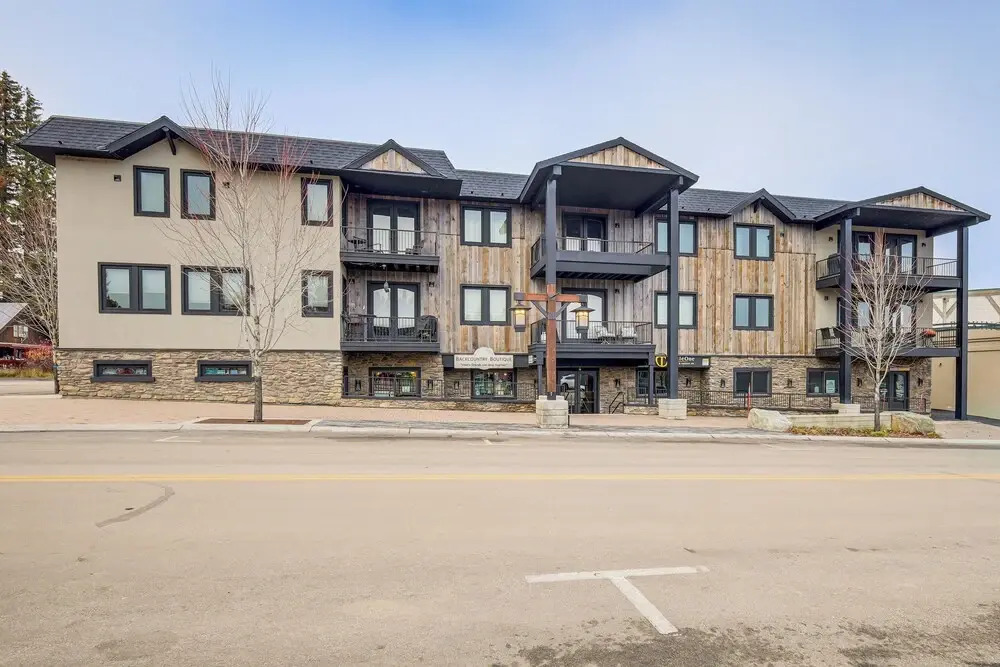Walkable Condo in Dtwn Mccall! Lake View + Balcony