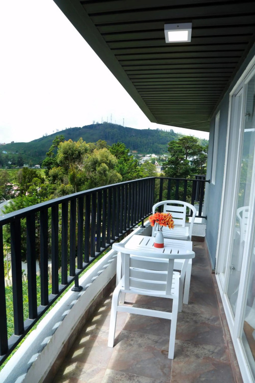 The Breeze Luxury Apartment