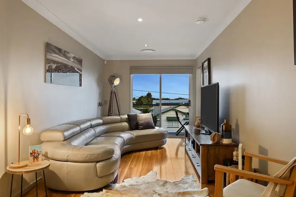 Resort Style Home near Airport & CBD