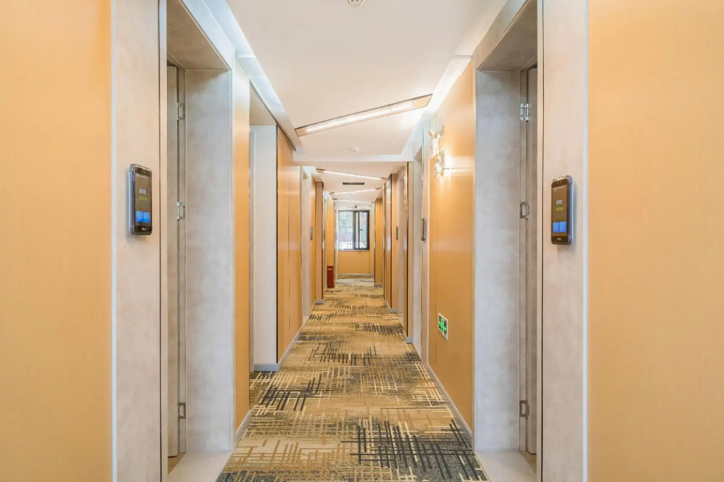 Yunman Smart Hotel (Beijing South Railway Station Jingtai Subway Station Branch)