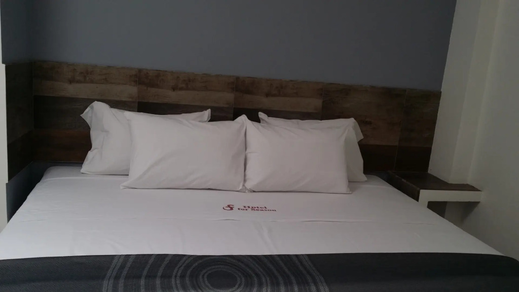 For Season Hotel