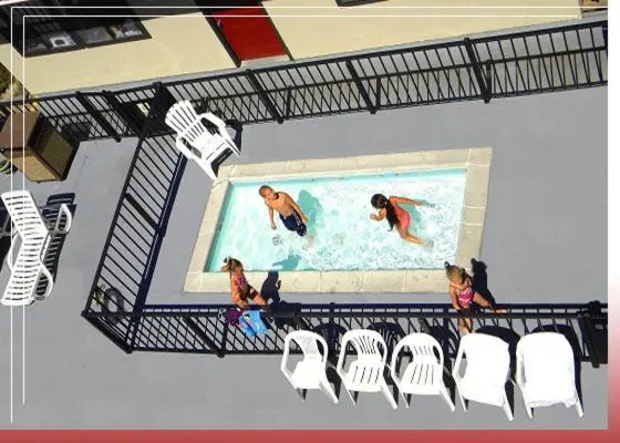 Cerca Del Mar Motel