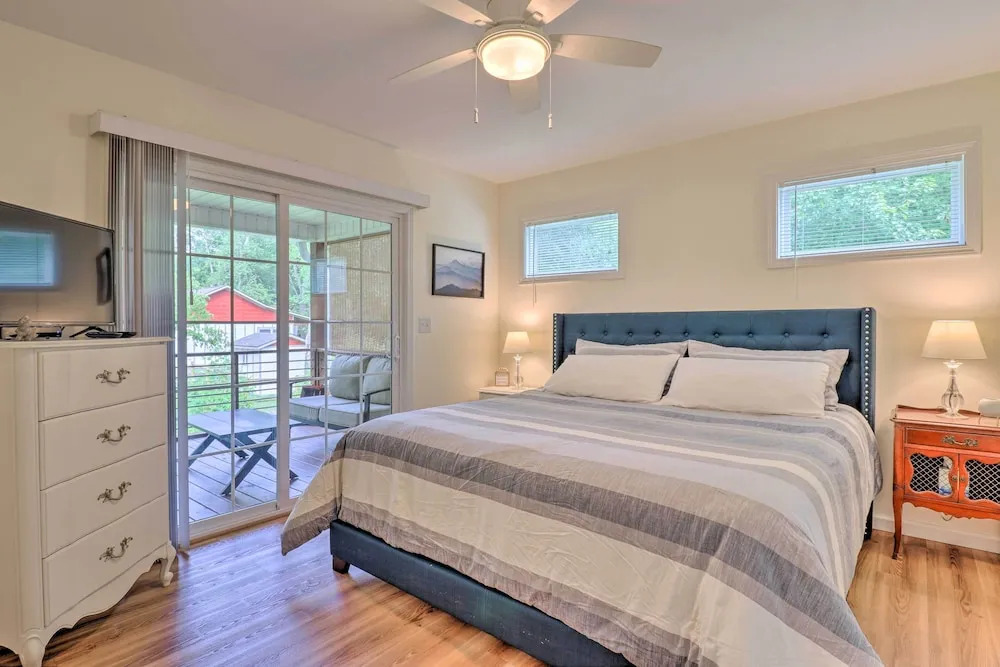 Updated Cottage at Lake Junaluska Golf Course!