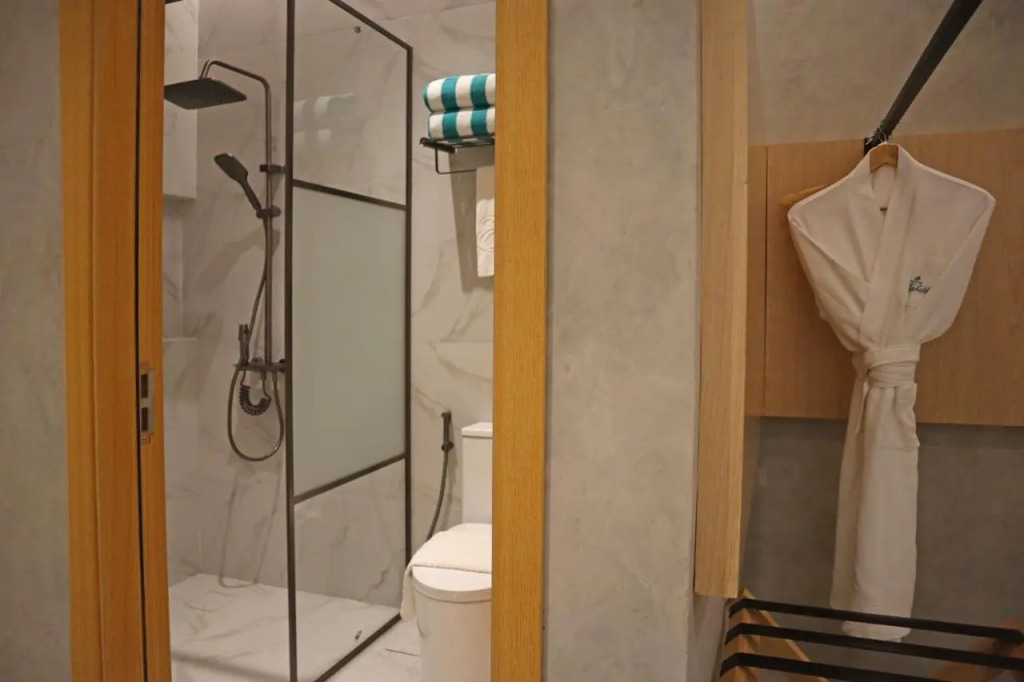 The Hotel Elizabeth Resort and Villas - Long Beach San Vicente Palawan