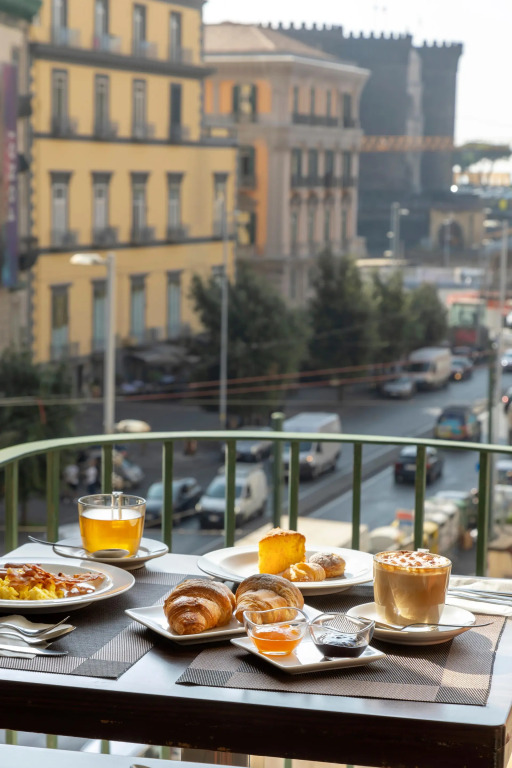Napolitamo Hotel Medina