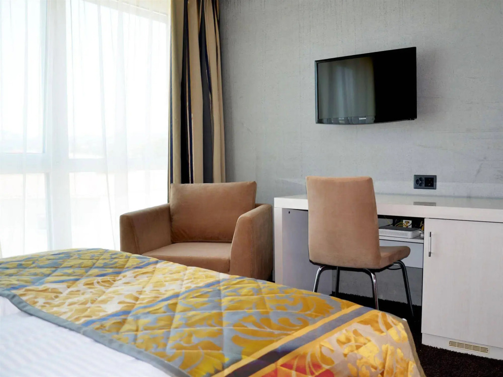 Hotel Swiss Star
