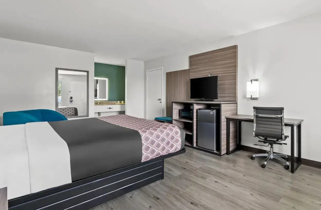 Rodeway Inn
