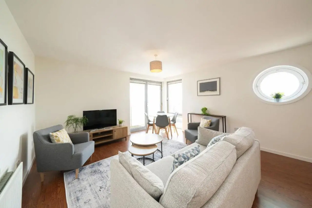 Links Apartment