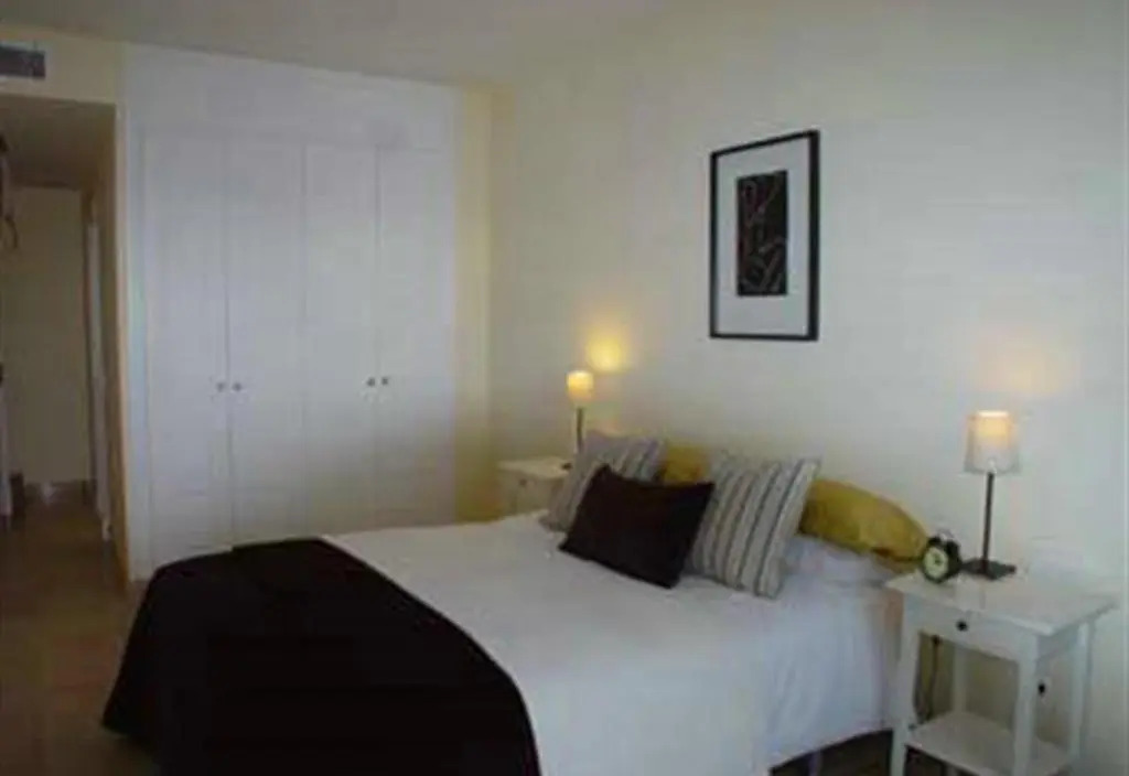 3 bed Penthouse great views