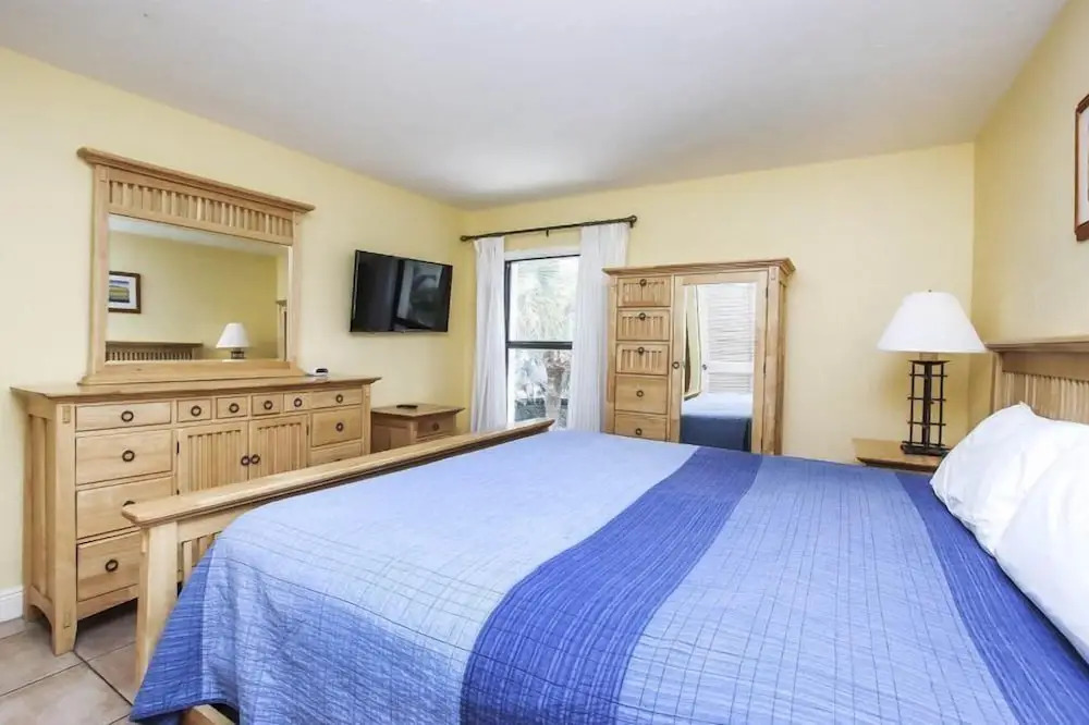 South Seas Beach Villa 2001