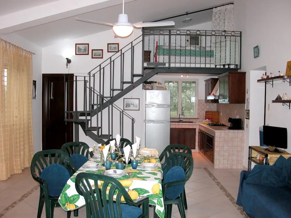House with 3 Bedrooms in Menfi, with Wonderful Sea View And Enclosed Garden - 1 Km From the Beach