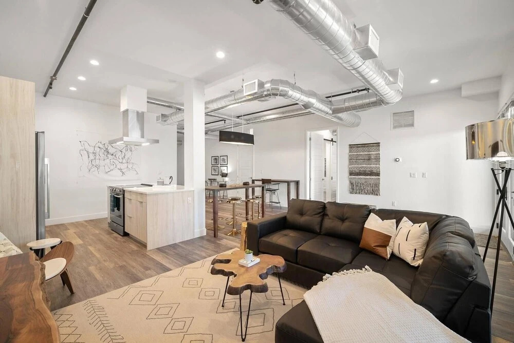 Rino Art Lofts - Urban Cowboy Loft with Skyline Views