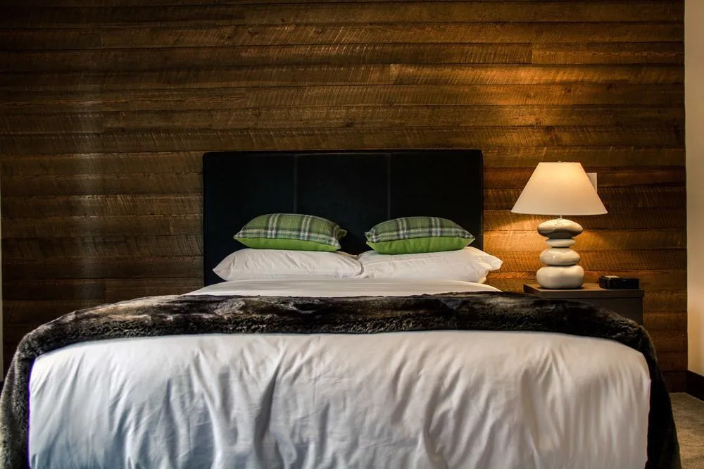 Eagle Pass Lodge