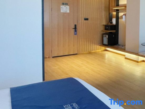 Tongbo Mountain International Hotel