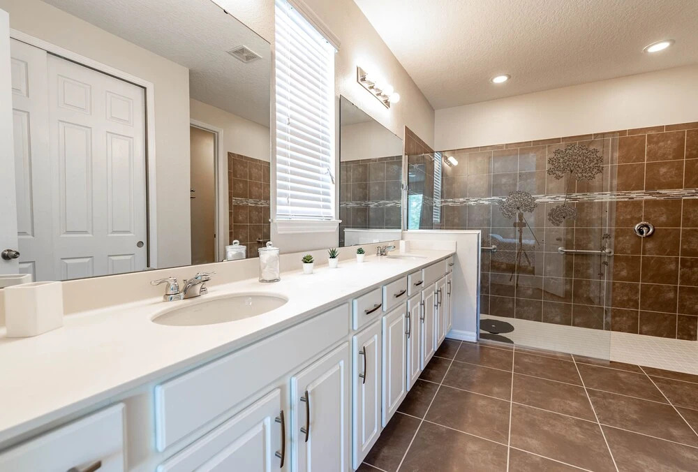 Brand New home 5Bdr 4.5Bath with Pvt pool