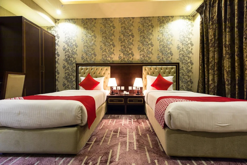 Voyage Hotel