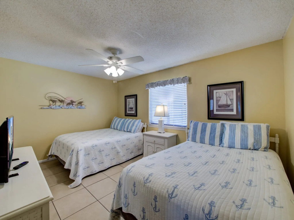 Fourth floor condo at The Whaler with amazing gulf views