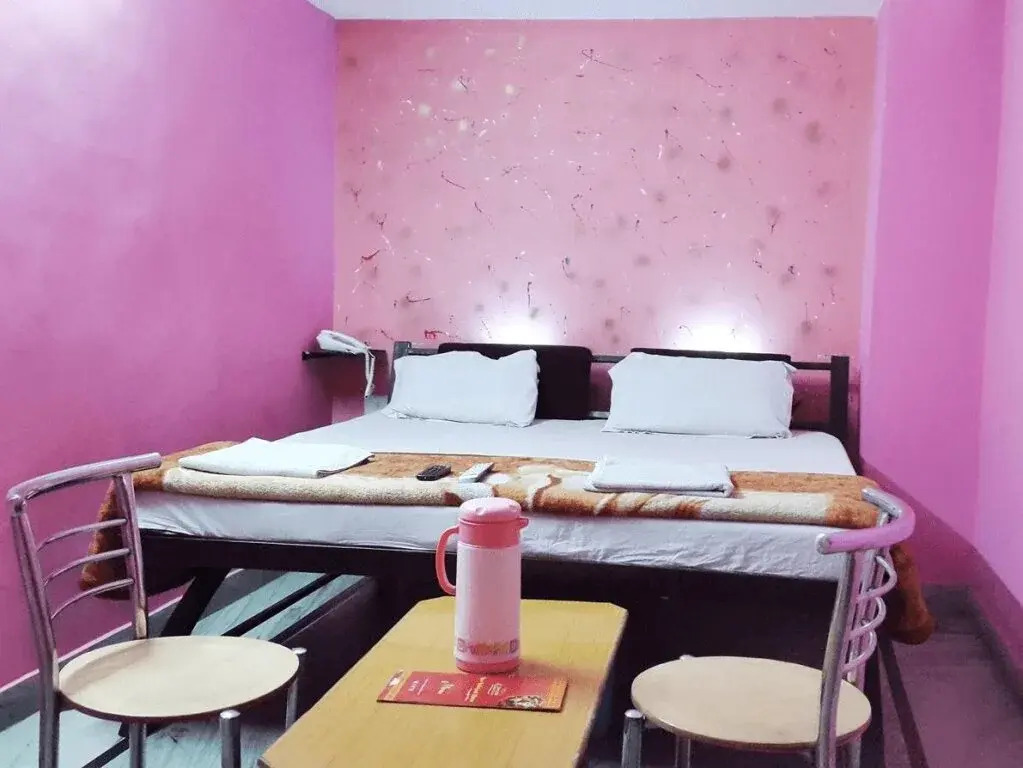 New India Guest House
