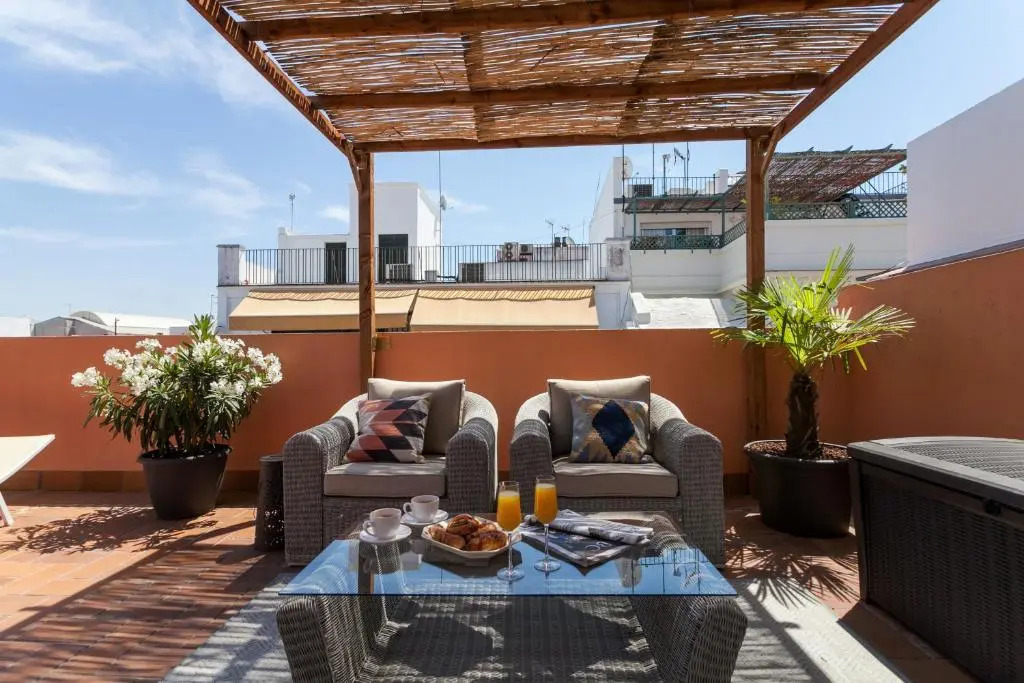 Luxury Rooftop - Space Maison Apartments