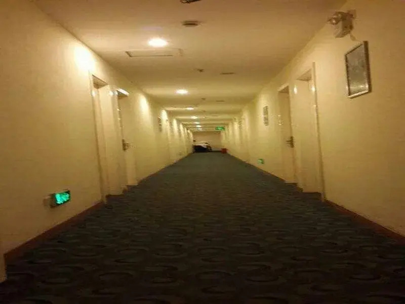 7Days Inn Shanghai Caobao Road Metro Station