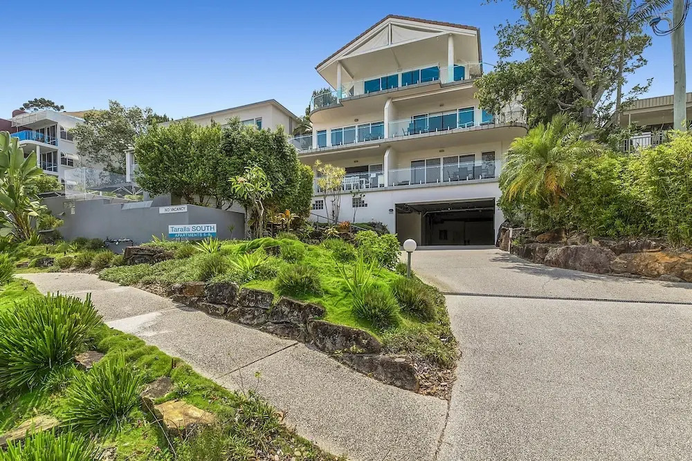 Impressive Views of Noosa - Unit 8 Taralla, 16 Edgar Bennett Avenue Noosa Heads