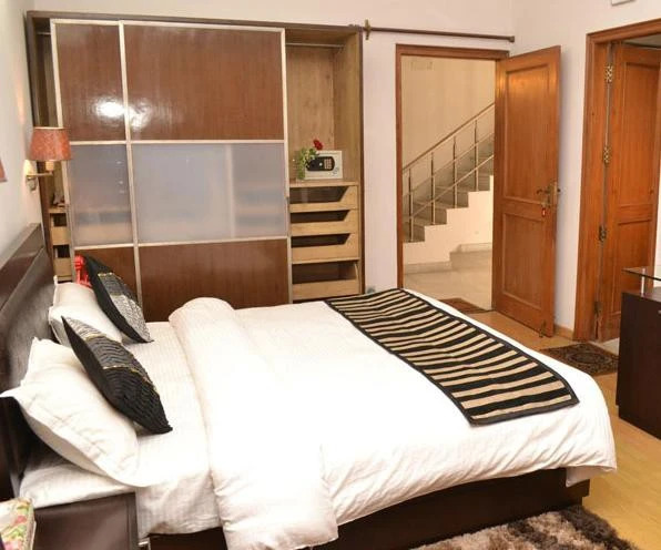 Cube Bed and Breakfast