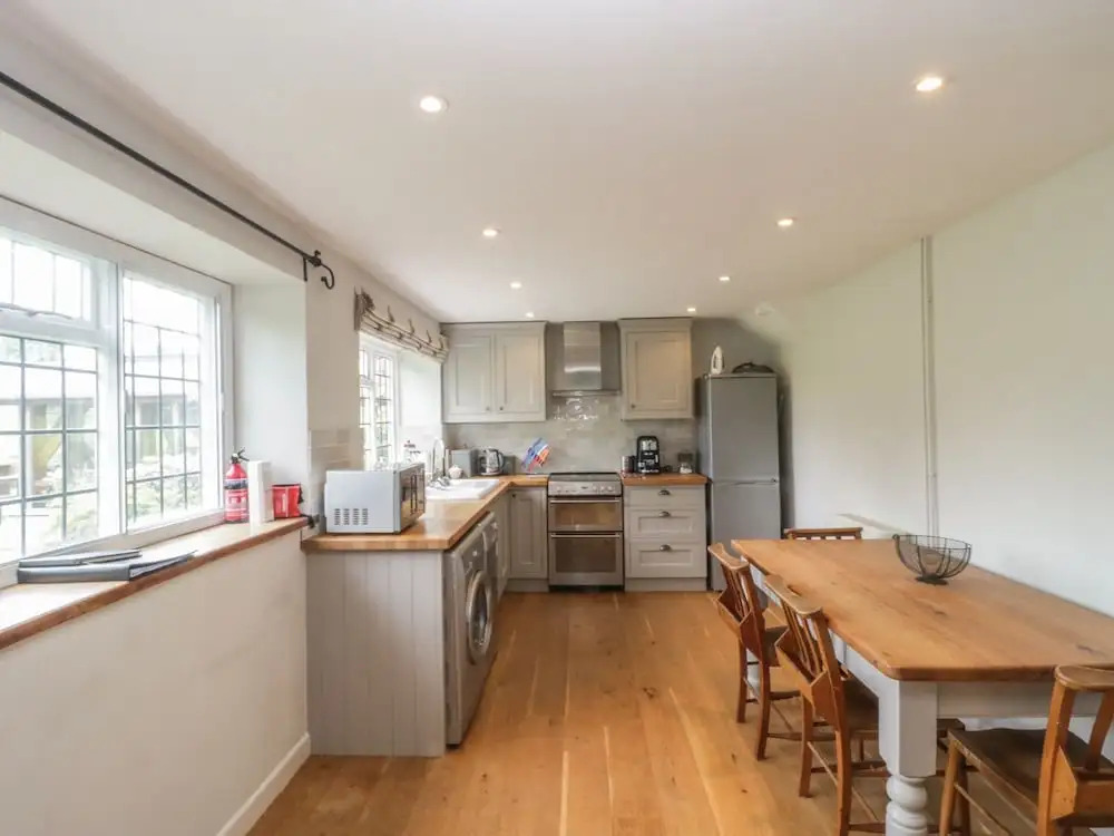 Lambrook Cottage