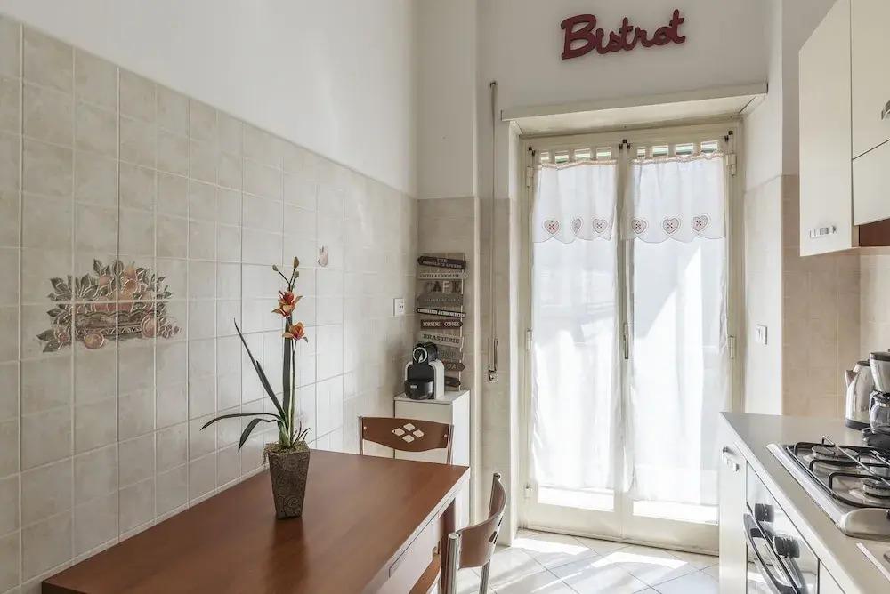 Aurelio Apartment Near the MM Ubaldi