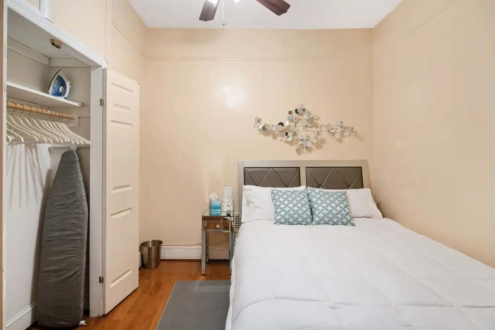 Spacious 3 Bdrm Close To Trains & Shops