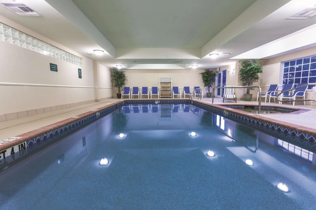 Stay Well Inn & Suites