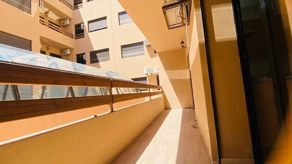Nour 5 Modern Apartment with Pool & Parking Near Train Station Central Marrakech